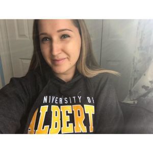 Meet your Posher, Monika